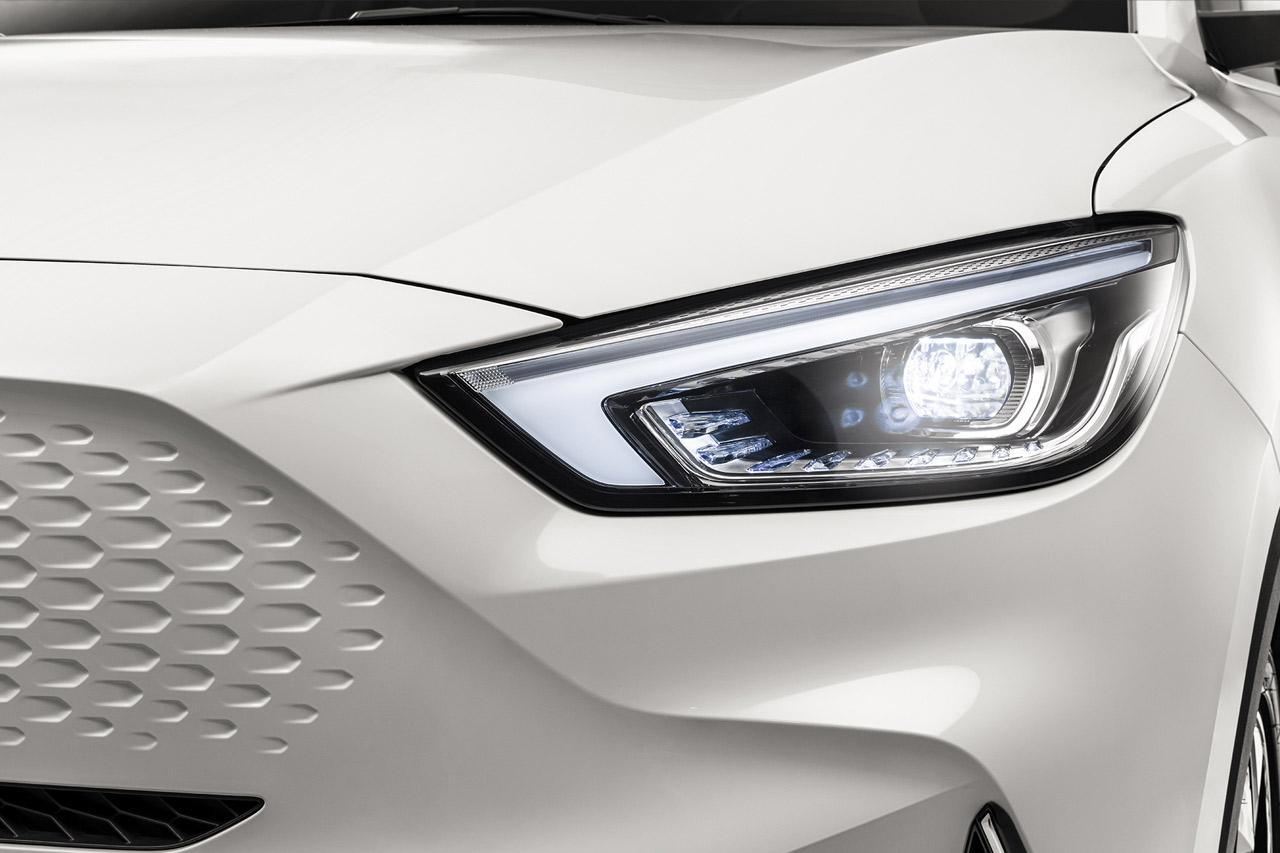 Faros con iluminación LED